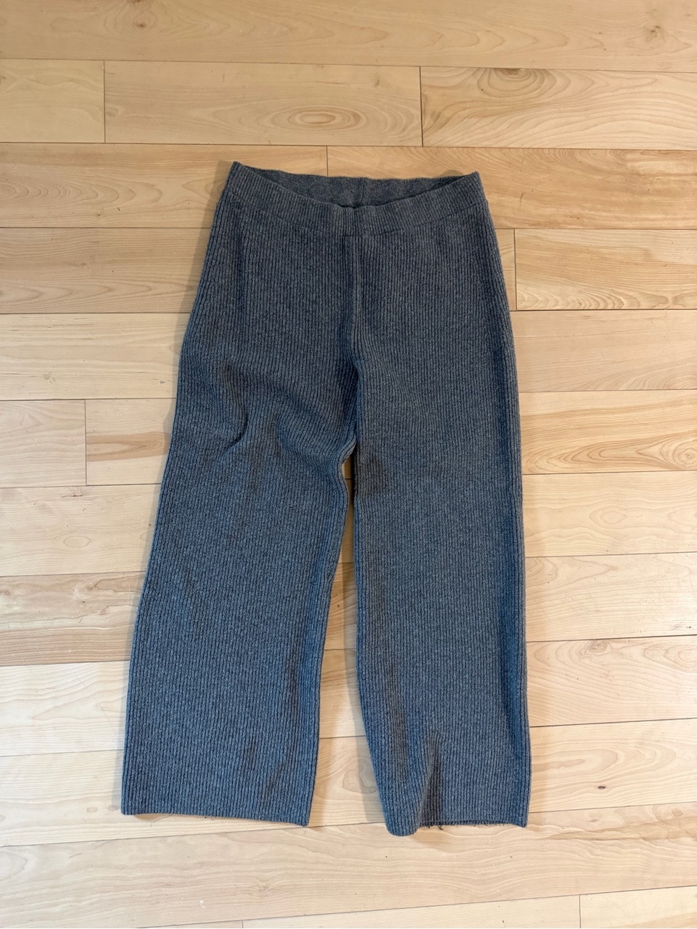 GAP Ribbed Knit Pants - Gray